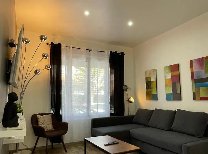 La Seyne Sur Mer Grande Terrasse Wifi Clim, 2 Chambres